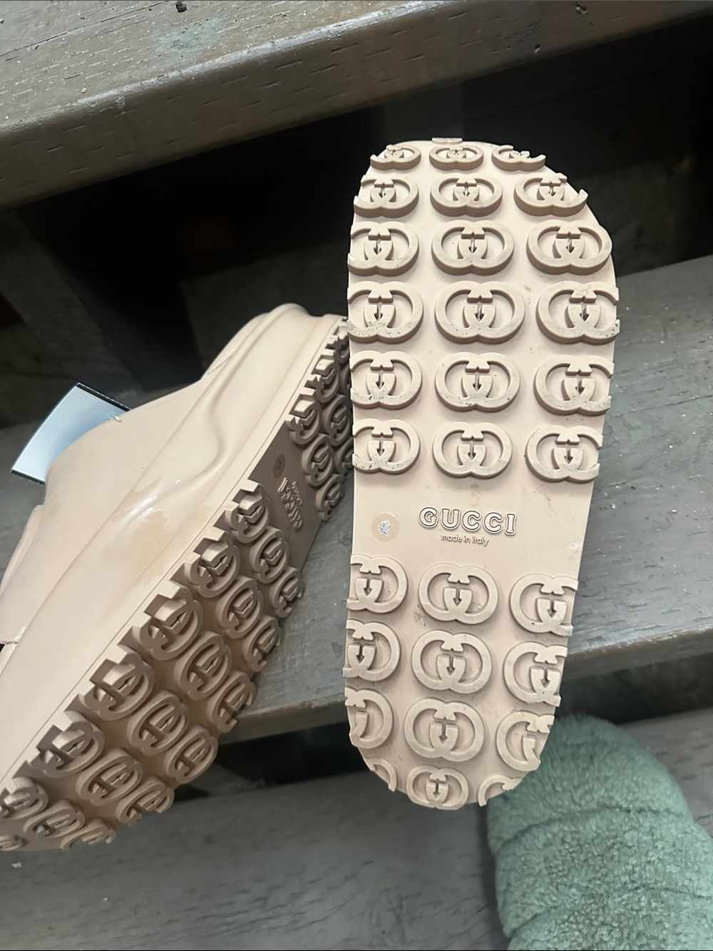 Gucci Unisex Sandals - Picture 7 of 8